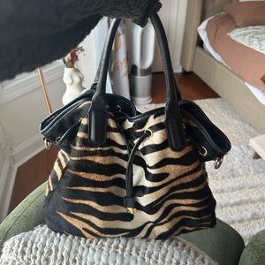 Genuine leather handbag made in Italy cavalcanti tiger stripe / black